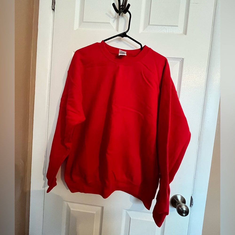 Men’s Gildan Crewneck Sweatshirt